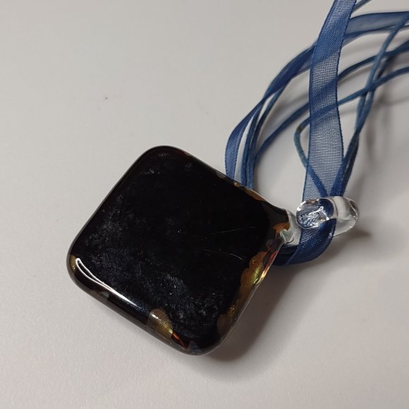 Blue Glass Flower Pendant Necklace 20 Inches Long - Picture 5 of 11